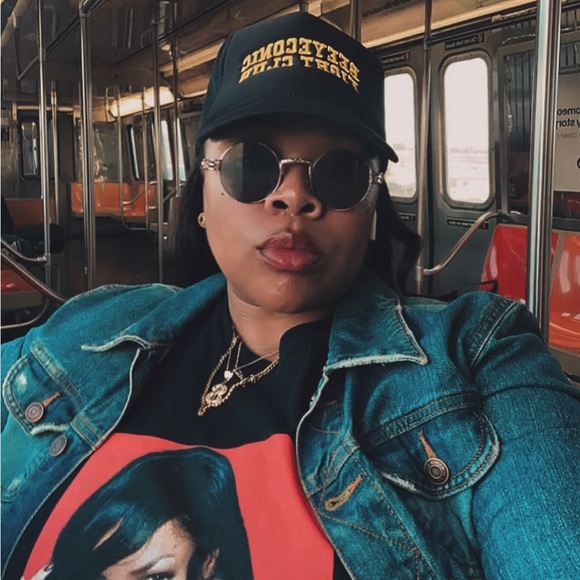 Meet your Posher, Brigette - Picture 3 of 3